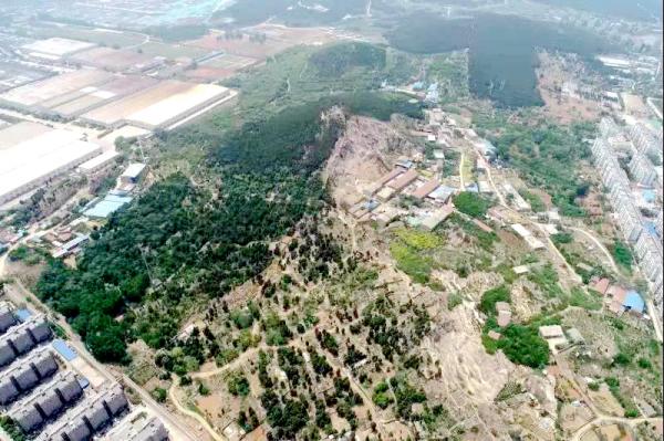 江苏徐州:生态修复治理 让废弃矿山重披"绿衣"